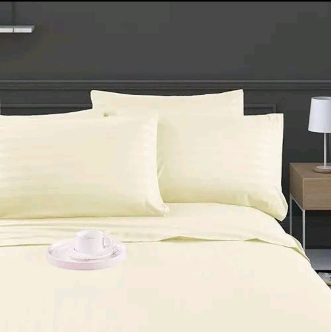 4pcs of 6*7 luxury cotton stripped bedsheets set (2pillowcases and 2pc bedsheets ) bedding set plain white