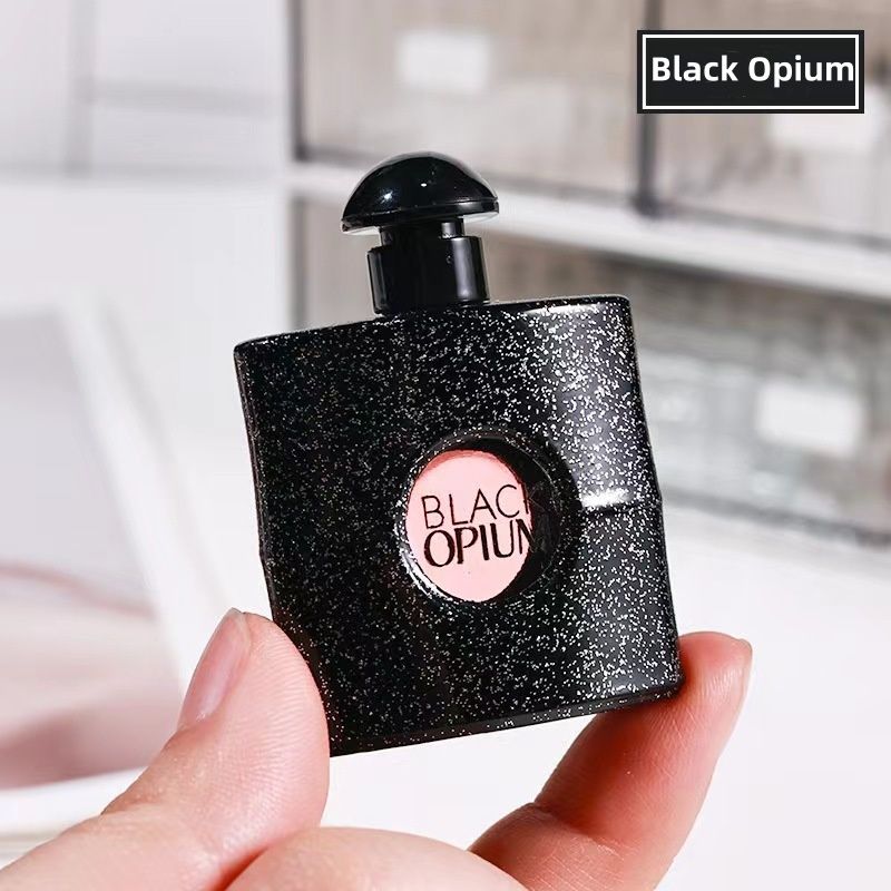 1 PCS Q sample perfume Men'S Perfume Women's perfume Long lasting fragrance retention Easy to carry Light and natural fragrance Women's perfume