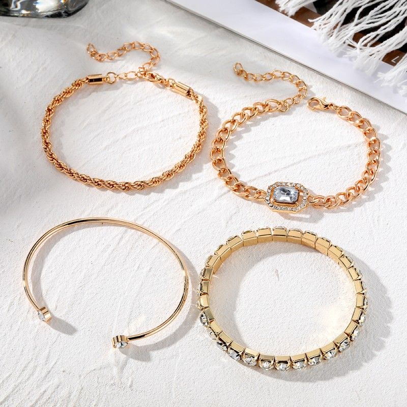 Bracelet Set Bracelet Woman Retro Diamond Square Bracelet Diamond Butterfly Love Bracelet Jewelry Accessory
﻿