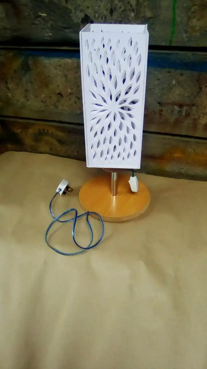 Classic tabletop lampshade plus free bulb
