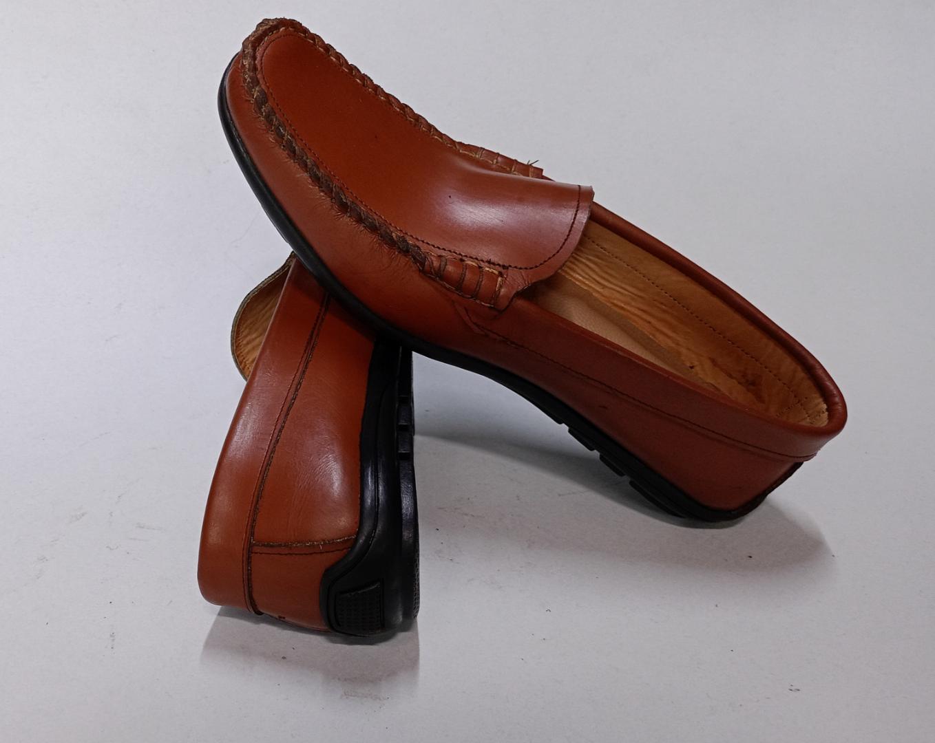 Men's High Quality Casual Comfortable Brown Pure Leather Lopha Shoes,Flat Slip on Shoes,easy to pair with different Clothes