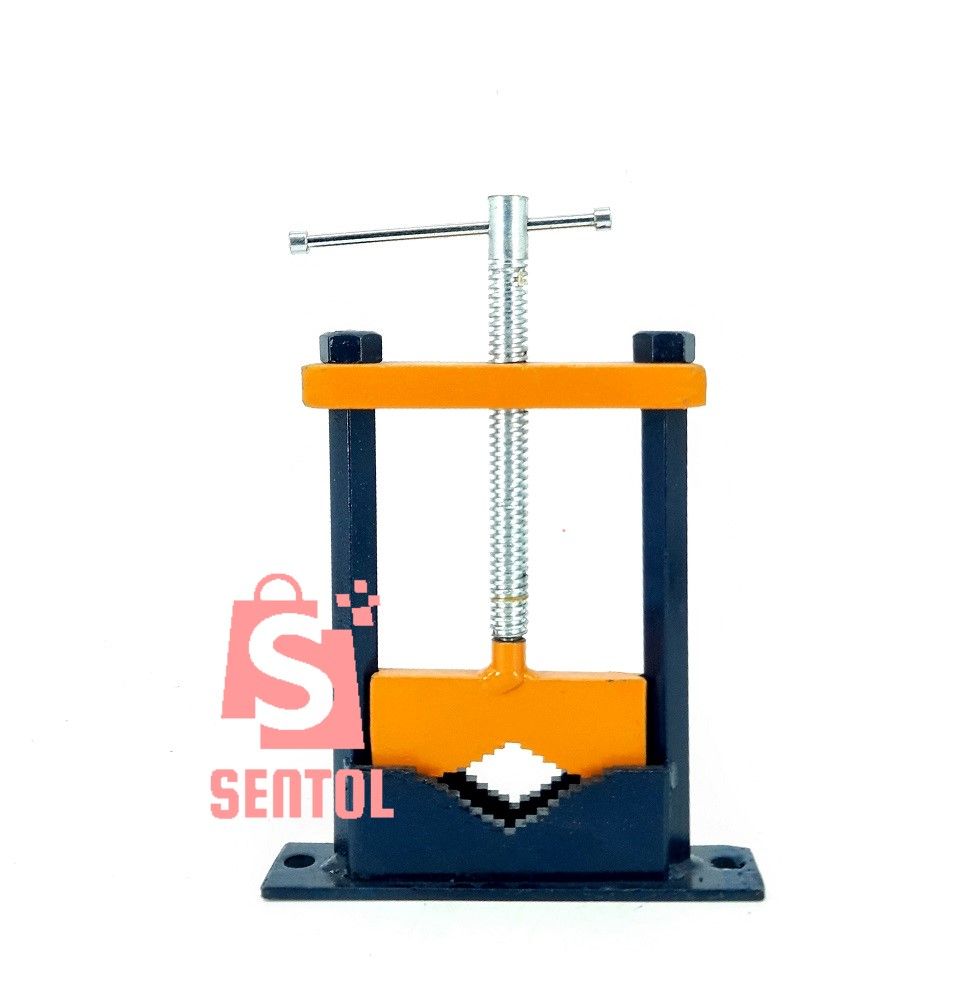 BHARAJ ½ inch to 4 inch Square Pillar Type Pipe Vice