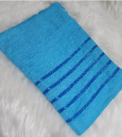 Medium Bath Towel - Soft, Absorbent, Quick-Dry Cotton Towel for Bathroom, Shower, and Travel Crafted from 100% Premium Cotton for Exceptional Softness, Absorbency, and Durability