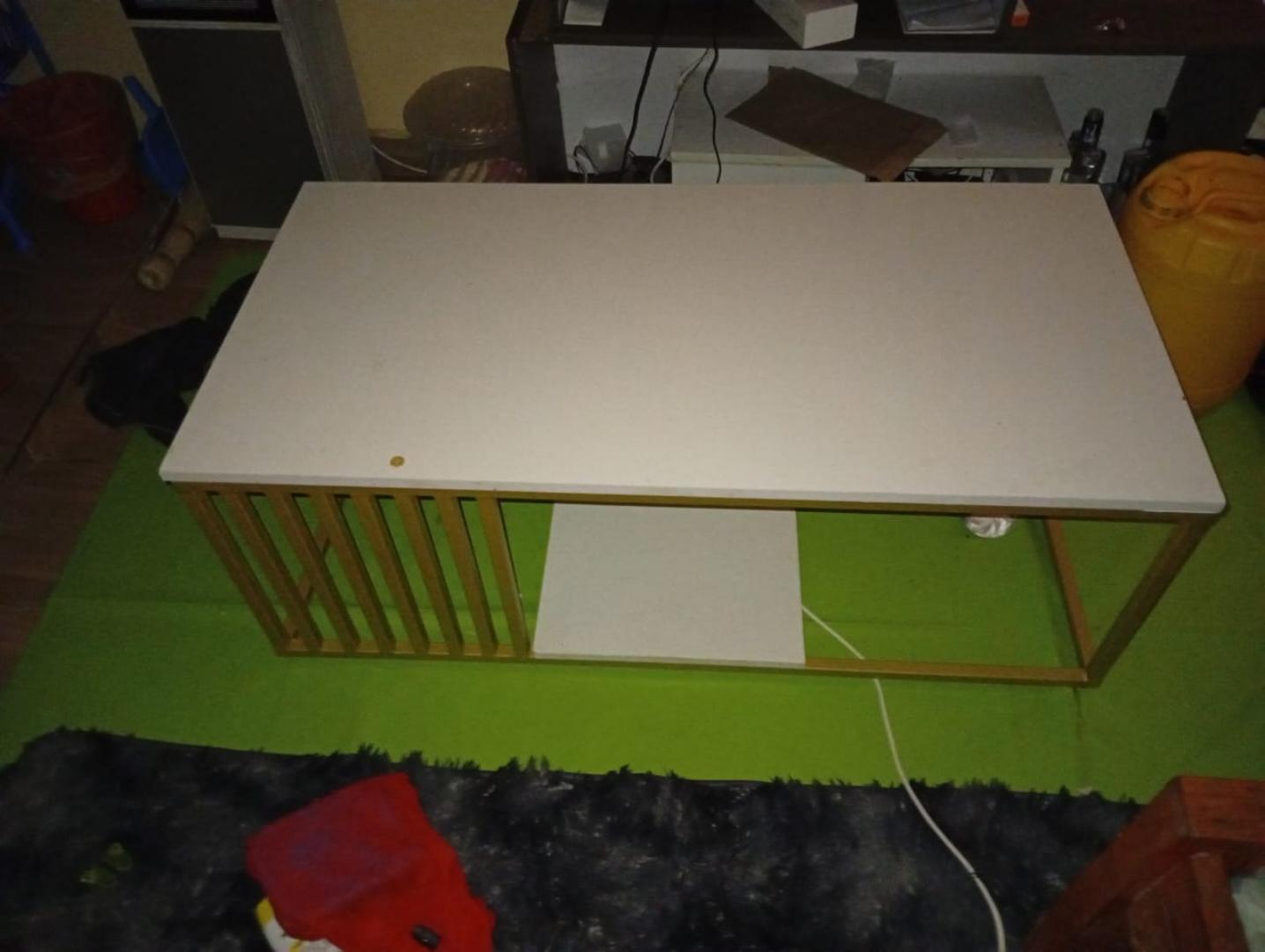 Elegant Coffee Table Furniture High Quality Durable Classic Sitting Room Coffee Tables