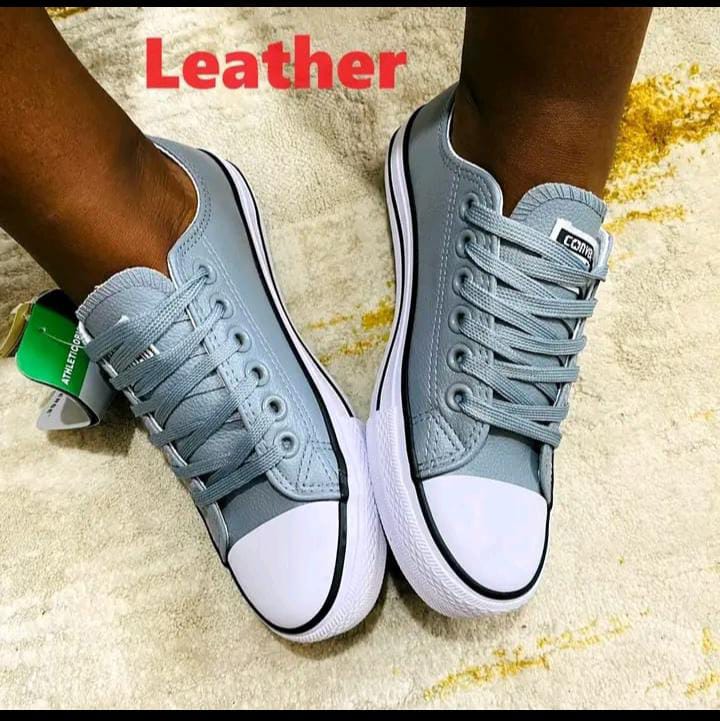 Elegant Rubbers Leather Latest edition Wipe and Go Unisex Mens and Womens Shoes Comfortable Lace Up Sneakers Fashionable Gentlemen Shoes Low Cut Rubbers Sports