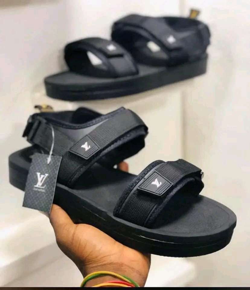 New Arrival Quality Sandals Men's Summer Slides Anti Slip Sole LV Sandals and Slippers Men's Sandals Adult Beach Open Shoes Non-slip Open-toe Sandals