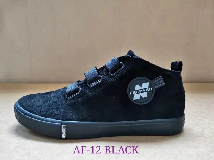 Elegant Leopard's Boots Rubbers Latest edition Unisex Mens and Womens Shoes Comfortable Lace Up Sneakers Fashionable Gentlemen Shoes Low Cut Rubbers Sports Shoes Sizes