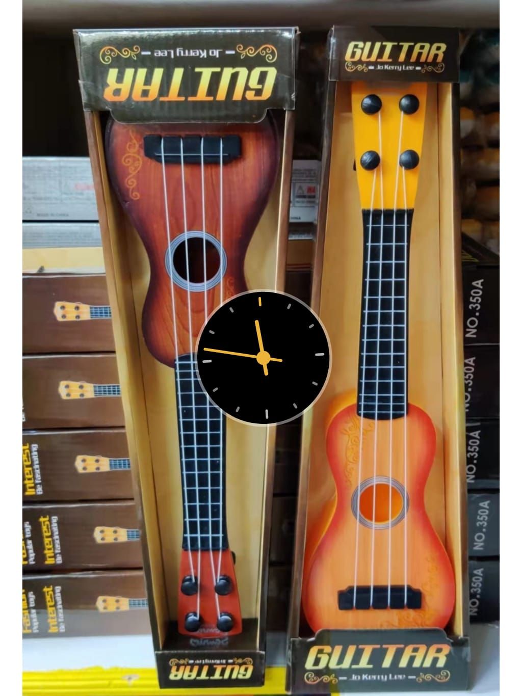 🥰🥰ELEGANT KIDS PLAYING ▶️ 😍 MUSICAL GUITAR 🎸 😍 ✨️ clear sound, comfortable grip, smooth surface, suitable for children and beginner.
Adjust strings’ tighten or loose, create different sounds, gui