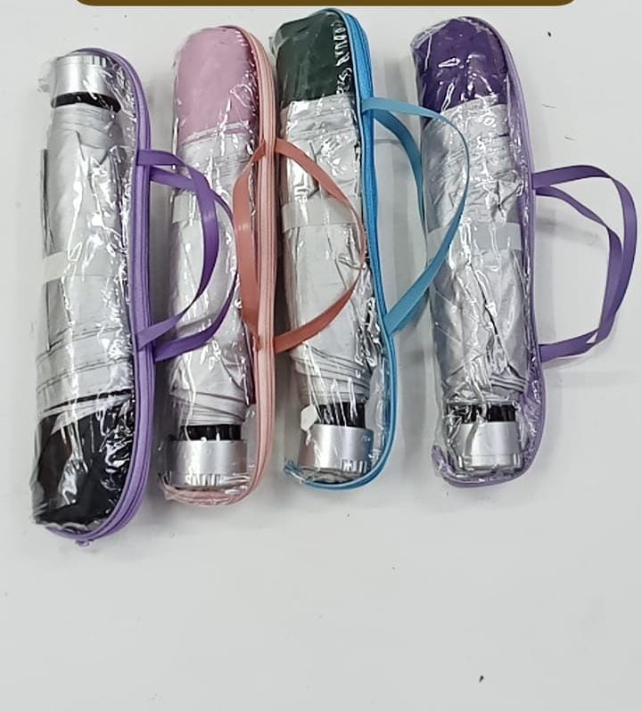 Mini Pocket Umbrella – Small Size, Maximum Protection!
Don’t let the size fool you! The Mini Pocket Umbrella is designed for ultimate portability while giving you reliable protection from rain and sun