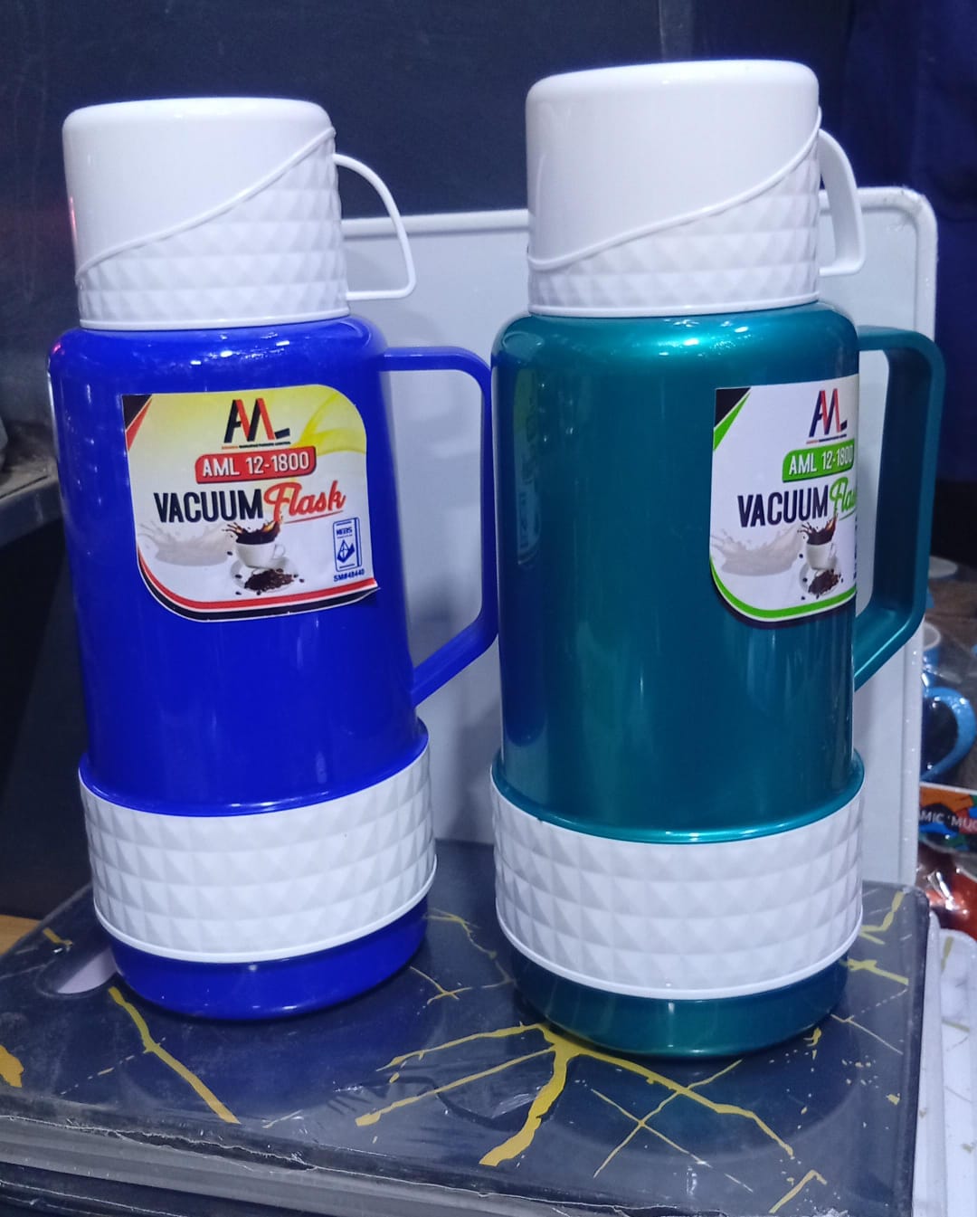1.8ltrs AML Flask ☑️ 

 In stock 💯🔥💥 

 Durable 

Ideal and convenient for use