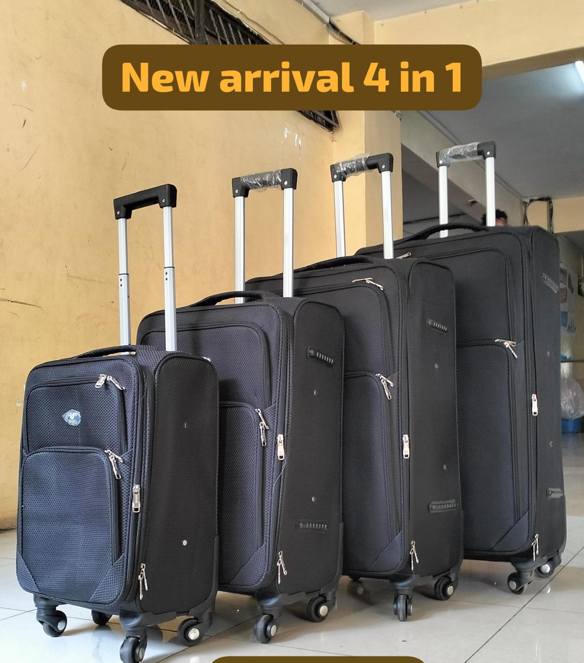 🍌TRAVEL IN STYLE 😇🍌4 IN 1 Fabric LAXURIOUS SUITCASE BRIEFCASE TRAVEL BAG.Stylish travel suitcase
Made from durable fabric 
Comes with a set 360-degree 
Large and spacious 
Strong handles
