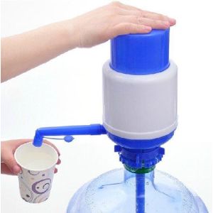 DRINK SAFER👏LIVE HEALTHIER 🤪HUILE Hand Press Water Dispenser Manual Pump-White And Blue.Fits most standard water bottles.
Easy to use
Easy to clean unlike most dispensers
No power required
Having a