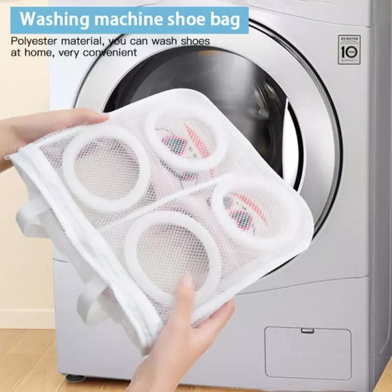 SHOE BAG. Washing machine shoe bag, Protects your Shoes during the wash cycle, Can also be used to store and Shoes, Great for shoes washing in the machine, Made From High Quality Polyester