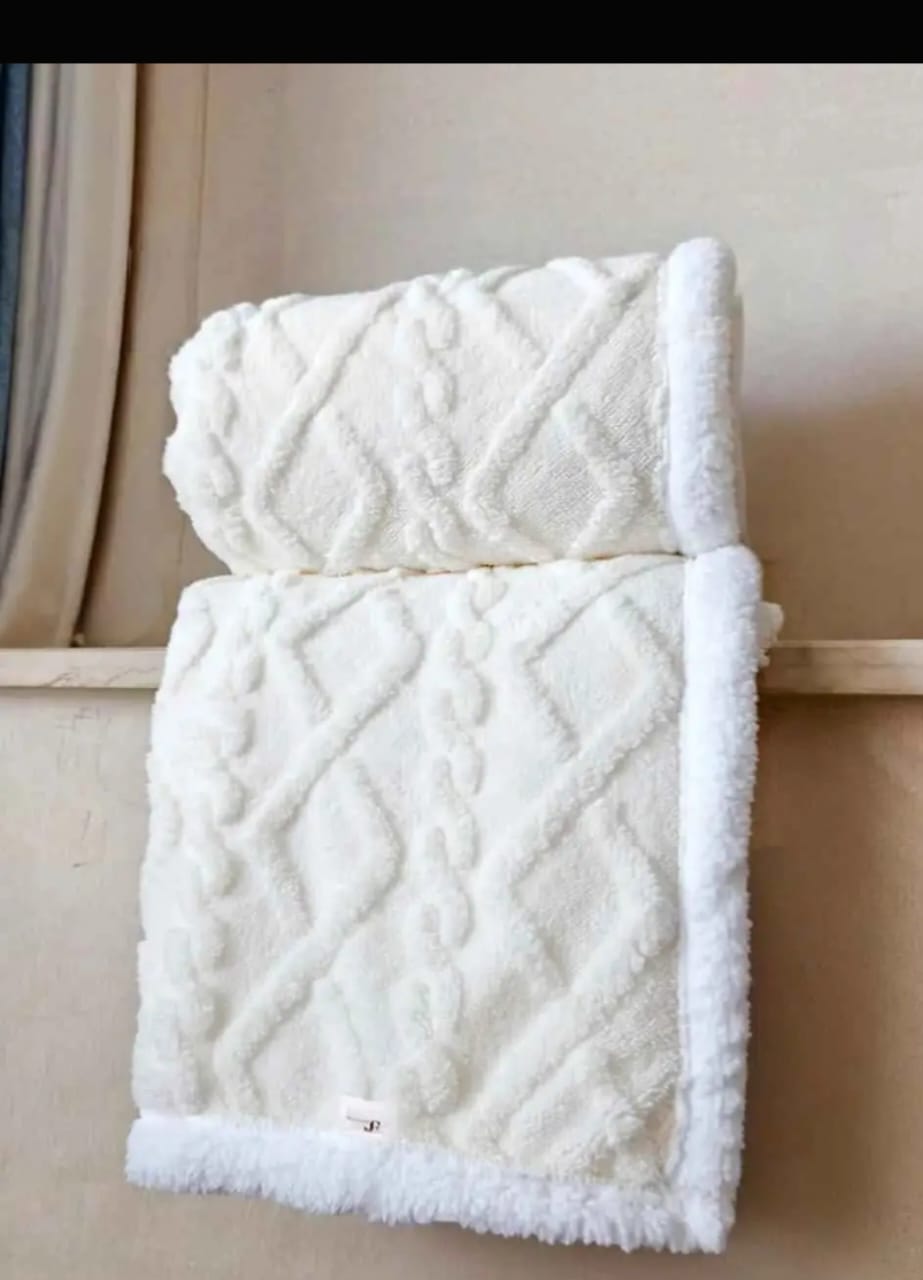 Sharper Fleece Blanket – Cozy Plush 6×7 Feet Soft Throw Blanket, Order today and enjoy warmth and ultimate comfort every day!