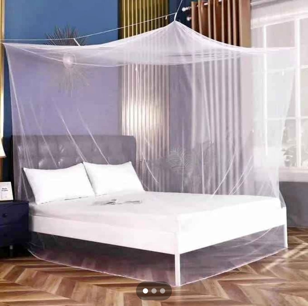 PRICE DROPPED🎀6x6 Square mosquito net-Blue Rectangular Mosquito🦋tightly woven and will keep out the majority of insects. The net is designed so that the bottom part is placed under your sleeping mat