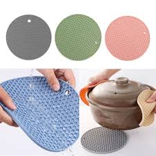 2pcs Heat Resistant Silicone Mat Drink Cup Coasters Non-slip Pot Holder Table Placemat Kitchen Accessories