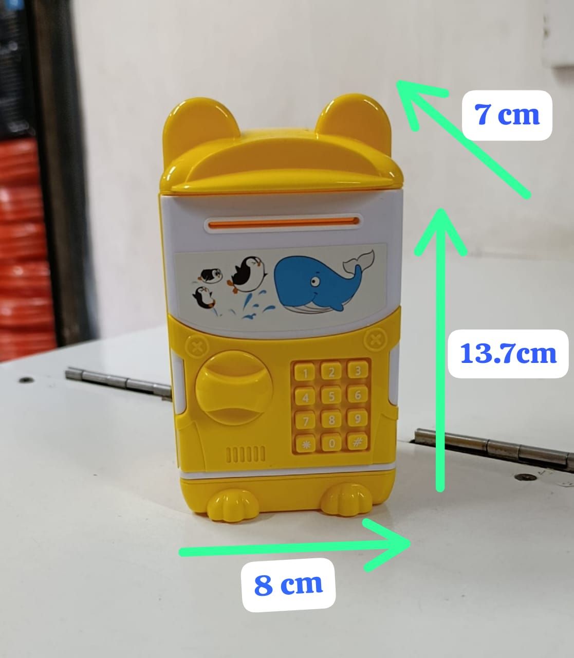 Manual mini kids home bank, Cash Coins Saving Box, ATM Money Boxes,Piggy Bank deposit box Key Lock Piggy bank note Cash Saving Money Box Counter, Mini Safe deposit Box Child Gift size:13.7*8*7cm