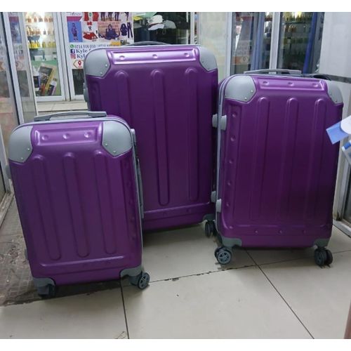 3 IN 1 LAXURIOUS FIBRE SUITCASE BRIEFCASE TRAVEL BAG.Made of high-quality materials
Sleek and stylish design
3-in-1 design 
Hard outer shell for protection
Number of compartments and pockets for organ