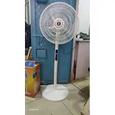 🍊✔️Euroken Remote Controlled URK 16" Modern Standing Quiet Fan White Color with Steady Base and Remote Control🍊🧏‍♀️
