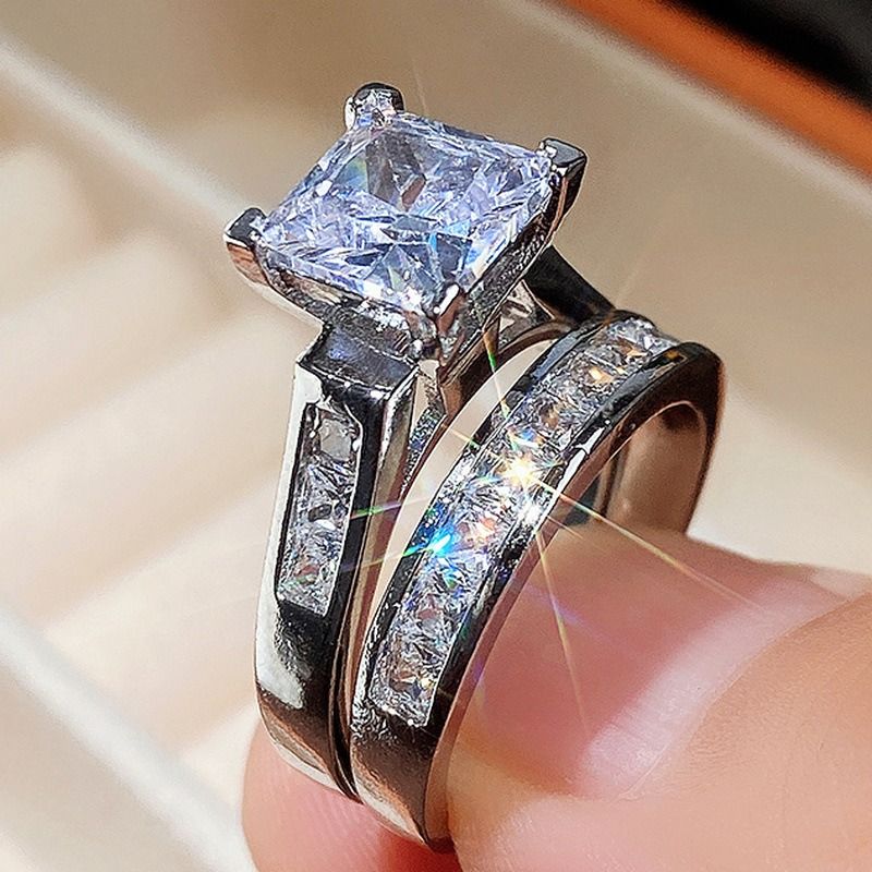 Couple Ring 2PCS 925 Sterling Silver Bridal Suit Gold Square Ring Round Cut Cubic Zirconia Promise Rings Classical Eternity Engagement Wedding Band Ring Set for Women
