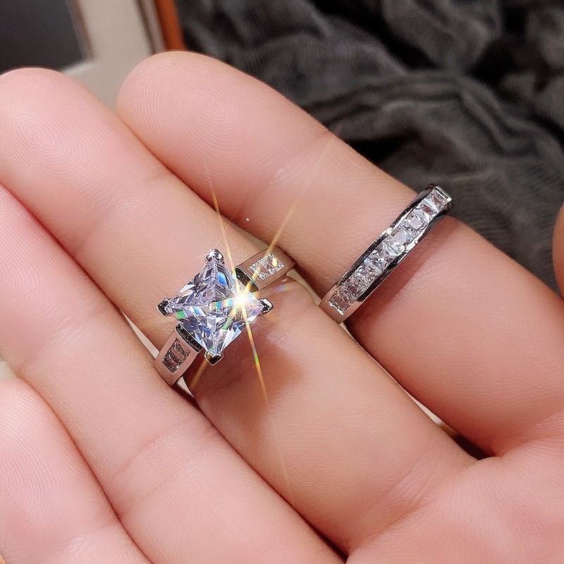 Couple Ring 2PCS 925 Sterling Silver Bridal Suit Gold Square Ring Round Cut Cubic Zirconia Promise Rings Classical Eternity Engagement Wedding Band Ring Set for Women