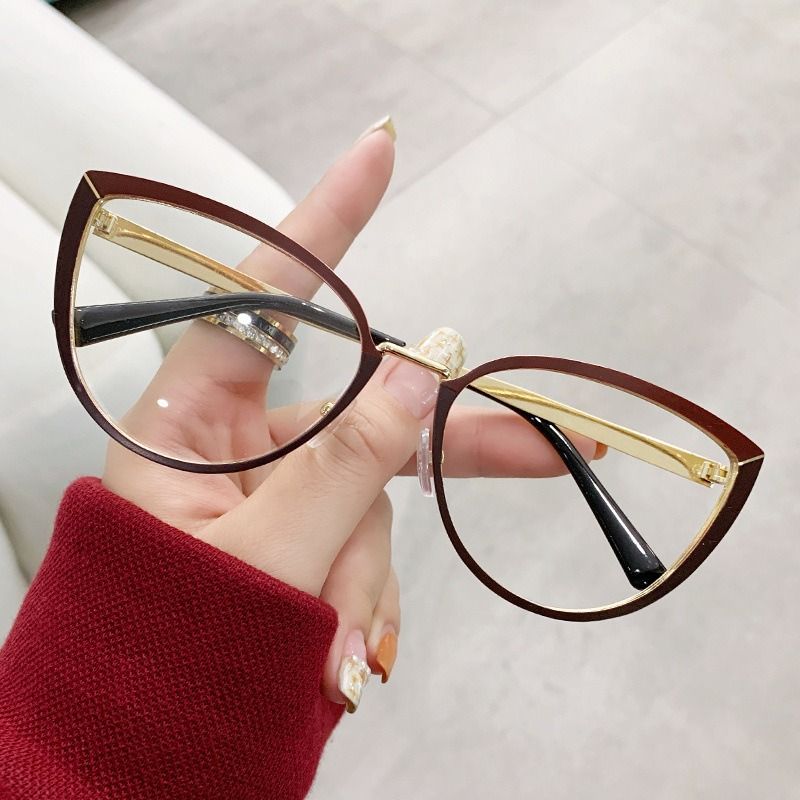 Fashion Cat Eye Photochromic Fashion Glasses Women Anti Blue Light Glasses Boho Shades Beach Accessories Photochromic Plastic Sunglasses