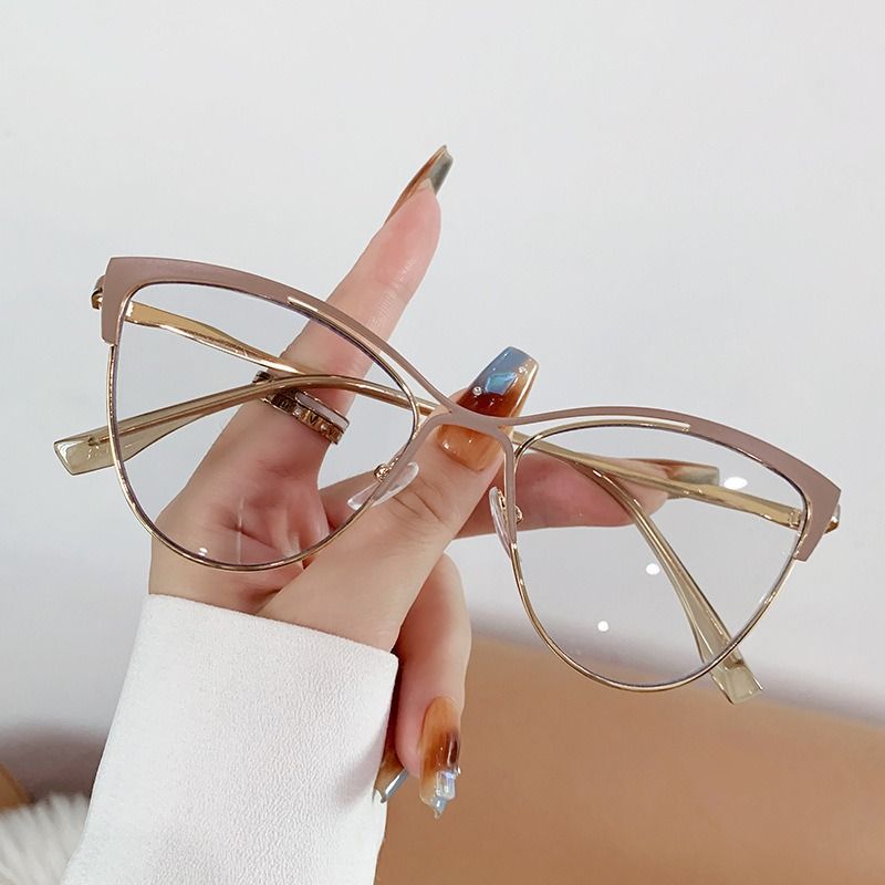 Vintage Cat Eye Women Hollow Out Sunglasses Pink Sun Glasses Metal Frame Mirror Lens Eyewear
