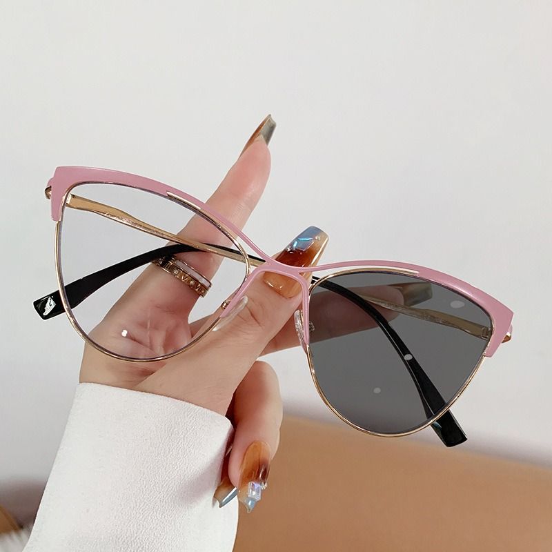 Vintage Cat Eye Women Hollow Out Sunglasses Pink Sun Glasses Metal Frame Mirror Lens Eyewear