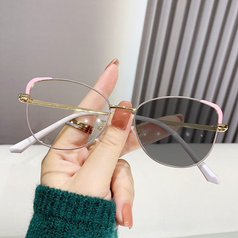 Women's Metal Cat Eye Photochromic Glasses Pink & Blue Anti-Blue Light for Reading Photographic Gray Antireflective Blue Lens