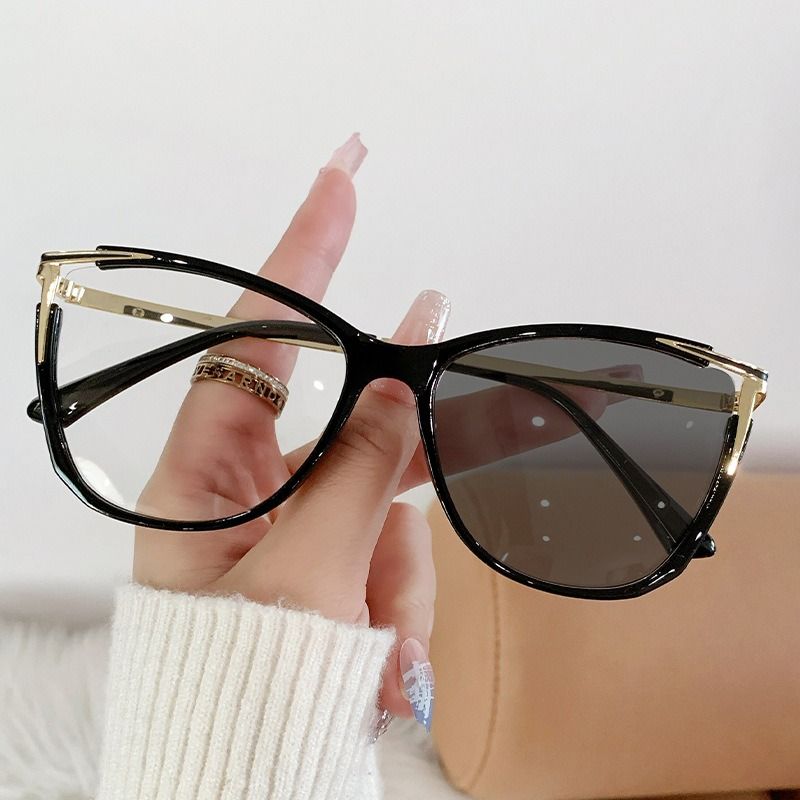 New Arrival Photochromic Custom Logo Computer Glasses Retro Optical Frames Anti Blue Light Metal Cat Eye Spectacles