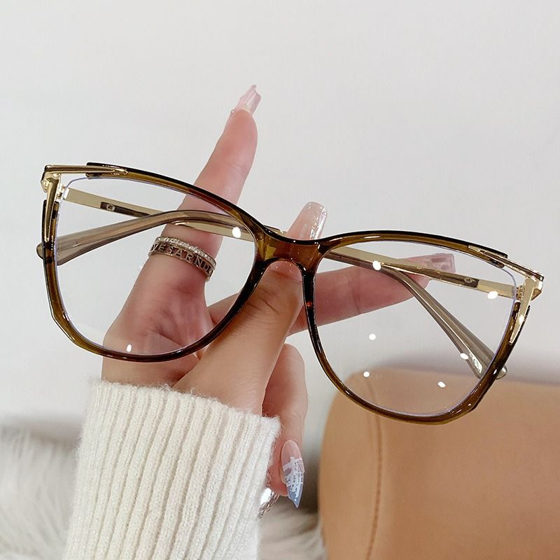 Trendy Cat Eye Plastic Frames Photochromic Spectacle Glasses Anti Blue Light Optical Frame Women Eyeglasses