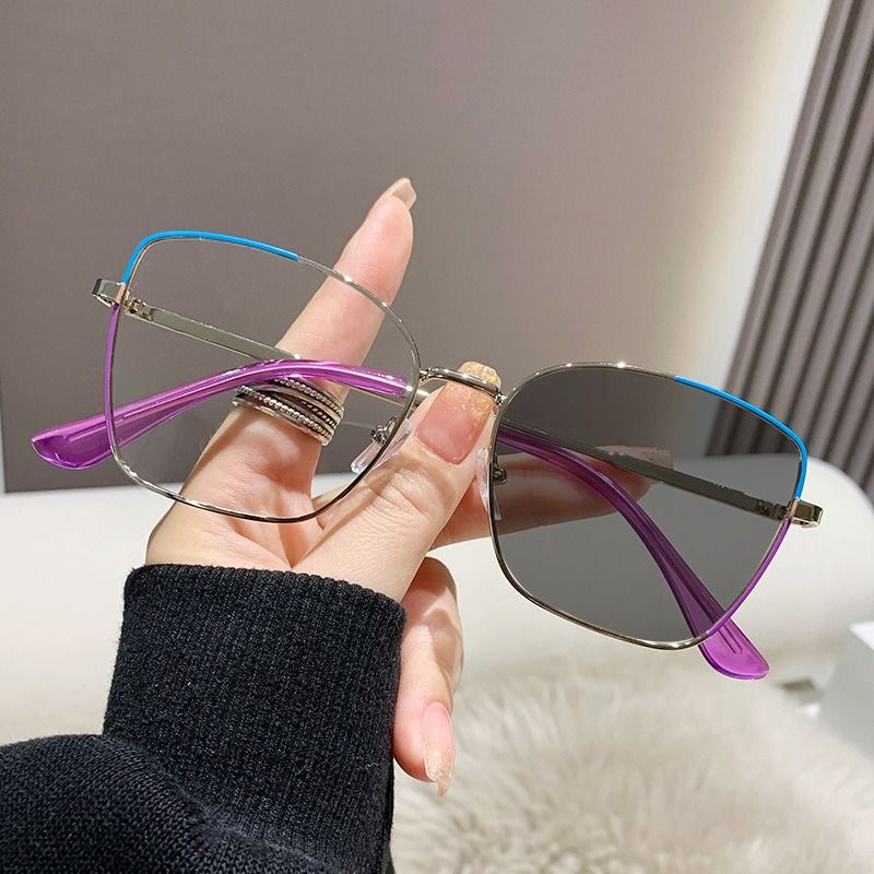 New Fashion Big Frame Computer Anti Blue Light Blocking Glasses Photochromic Glasses Chameleon Eyewear