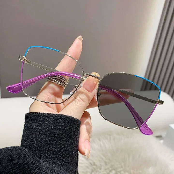 New Fashion Big Frame Computer Anti Blue Light Blocking Glasses Photochromic Glasses Chameleon Eyewear