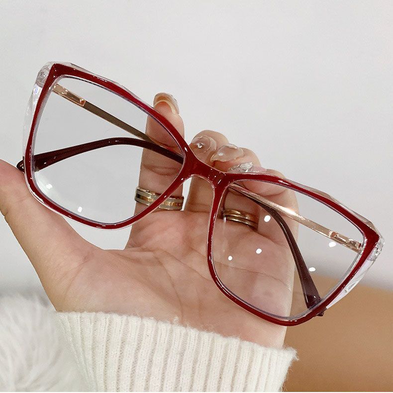 1pc Red Photochromic Blue Light Blocking Glasses - Stylish Cat-Eye Frames with Clear Lenses, Protects Eyes from Digital Strain & Sunlight, Includes Case, Eye Protection