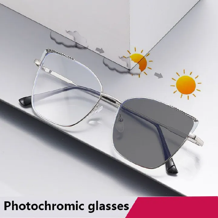 1 Pair Women's Stylish Cat Eye Fashion Glasses with Metal Frame, Color-Changing PC Lenses, Fashionable Oval Design with Black Tint on Cloudy Days