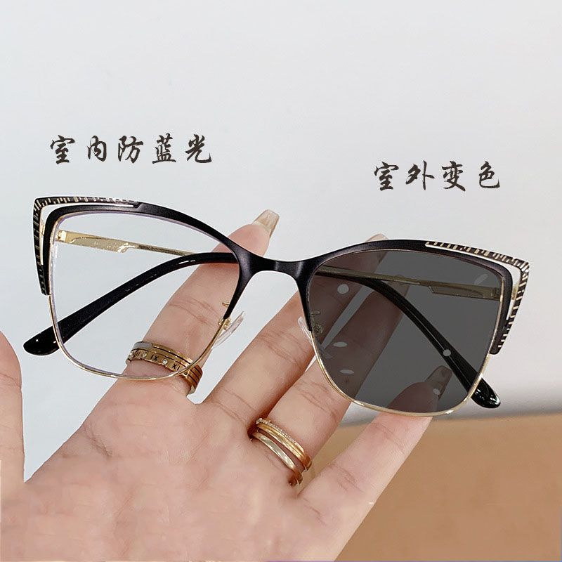 1pc Women's Photochromic Fashion Glasses with Cat Eye Metal Frame and Hollow Design Set with Diamonds, Suitable for Driving and Daily Wear