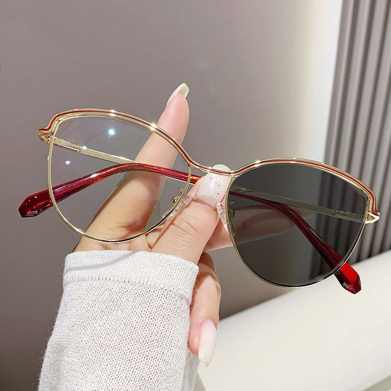 Women Glasses Optical Metal Cateye Photochromic Anti Reflet Female Ladies Eyeglasses