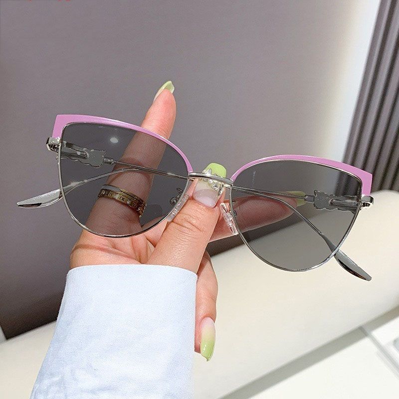 2025 New Model Fashion Cat Eye Photochromic Spectacle Frame Glasses Women Anti Blue Light Blocking Eye Glasses Frame