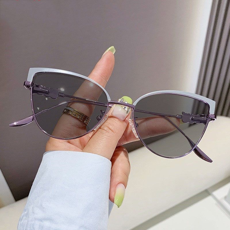2025 New Model Fashion Cat Eye Photochromic Spectacle Frame Glasses Women Anti Blue Light Blocking Eye Glasses Frame