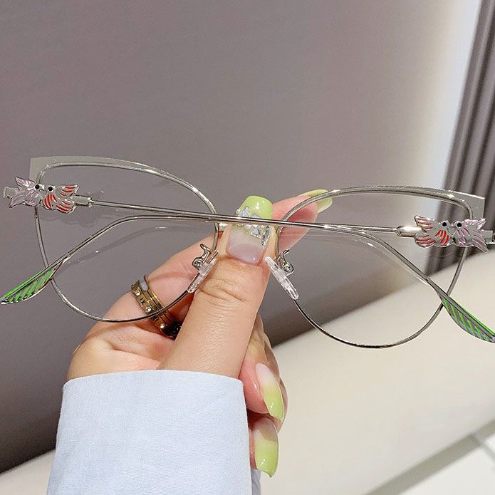 2025 New Model Fashion Cat Eye Photochromic Spectacle Frame Glasses Women Anti Blue Light Blocking Eye Glasses Frame