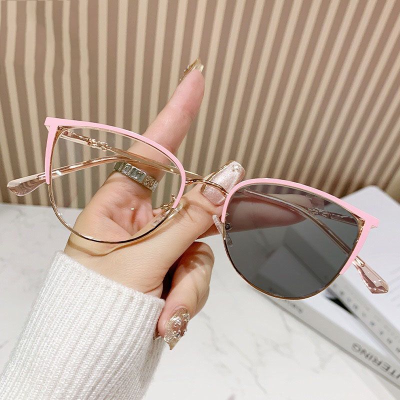 Large Frame Computer Eye Photochromic Eyeglasses Metal Optical Frame Myopia Optical Glasses Changing Lenses Anti Blue Glasses