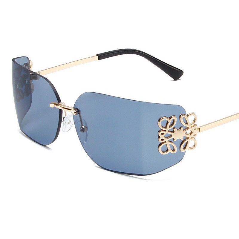 Hot New Blue Metal Frame Retro Sunglasses for Women Senior Fashion Sunscreen Glasses With UV400 Lenses