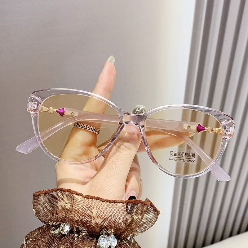 Self-Tinting Sunglasses | Premium Photochromic Lens Technology