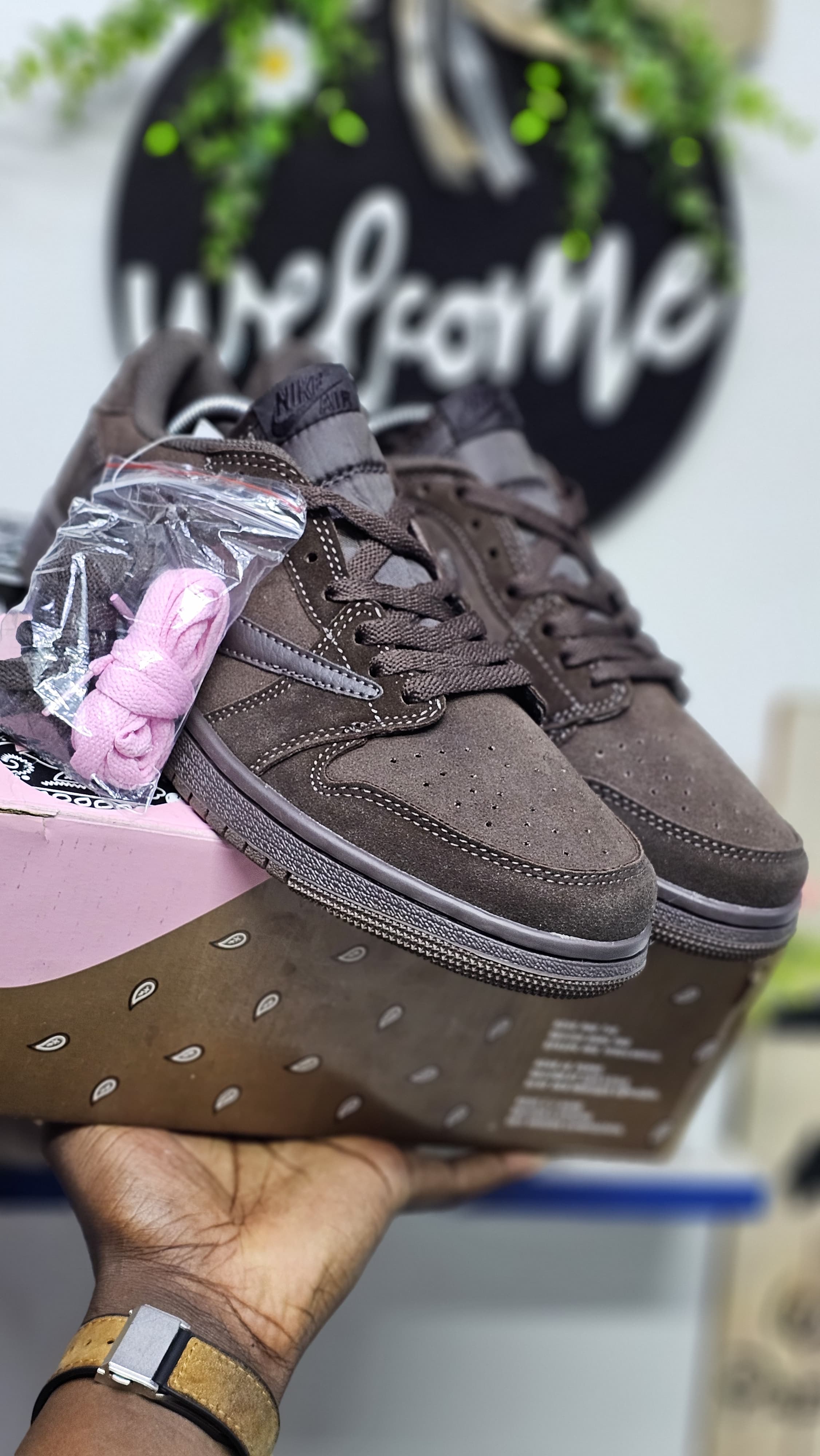 Jordan 1 X Travis scott "velvet brown Men's Sneakers – Legendary Style & Unmatched Comfort