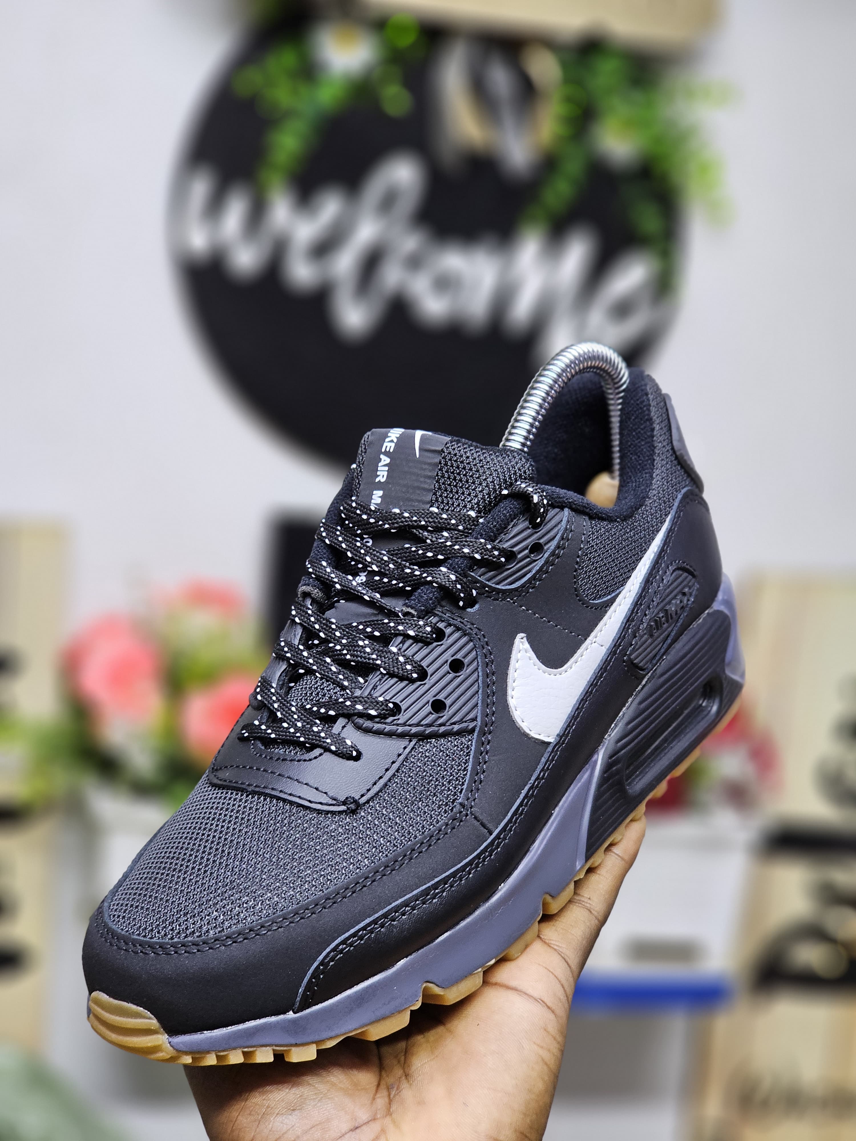 New Arrival Air Max 90 Men’s Sneakers Iconic Style, All Day Comfort & Stree Ready Performance