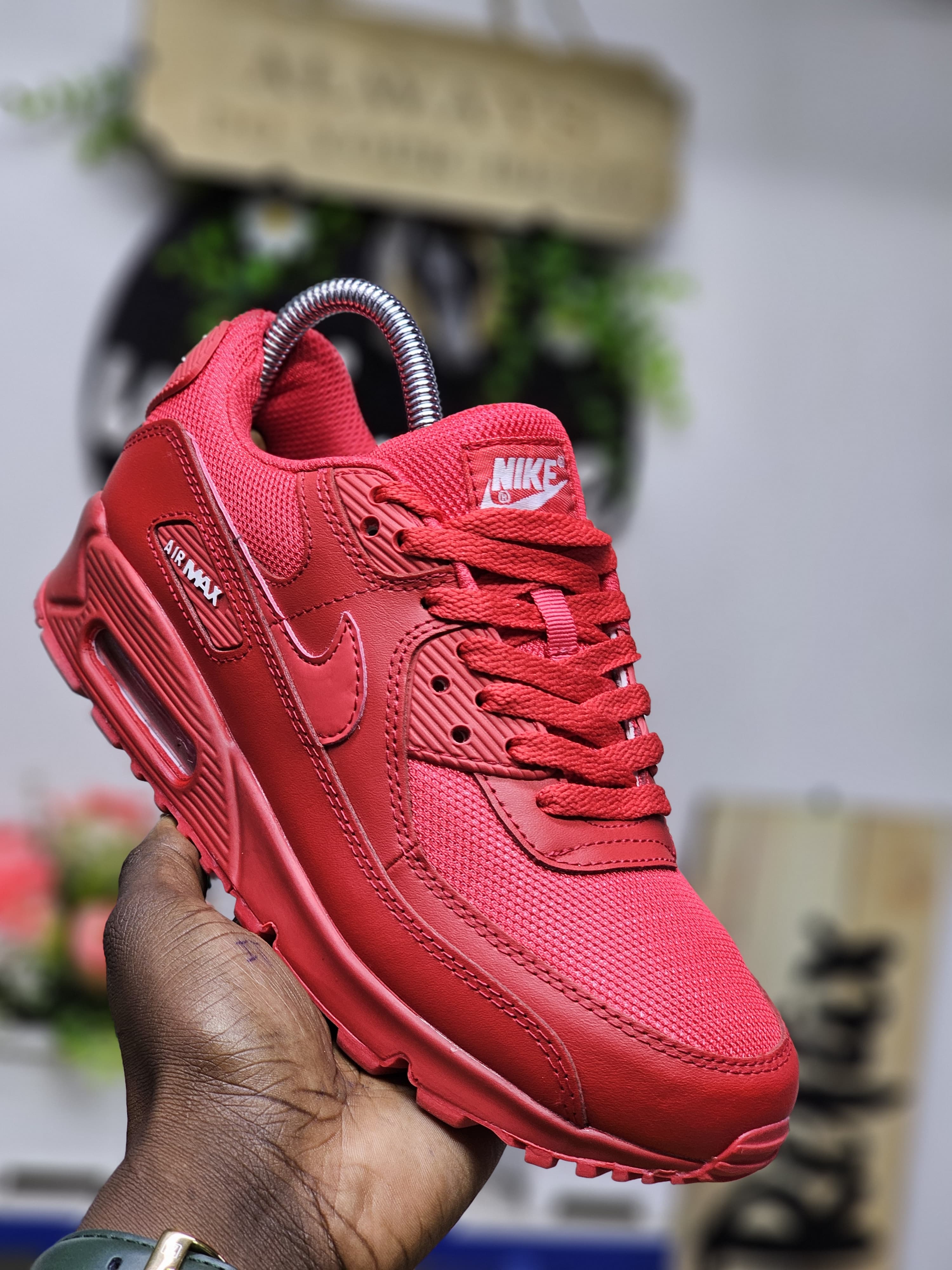 New Arrival Air Max 90 Men’s Sneakers Iconic Style, All Day Comfort & Stree Ready Performance