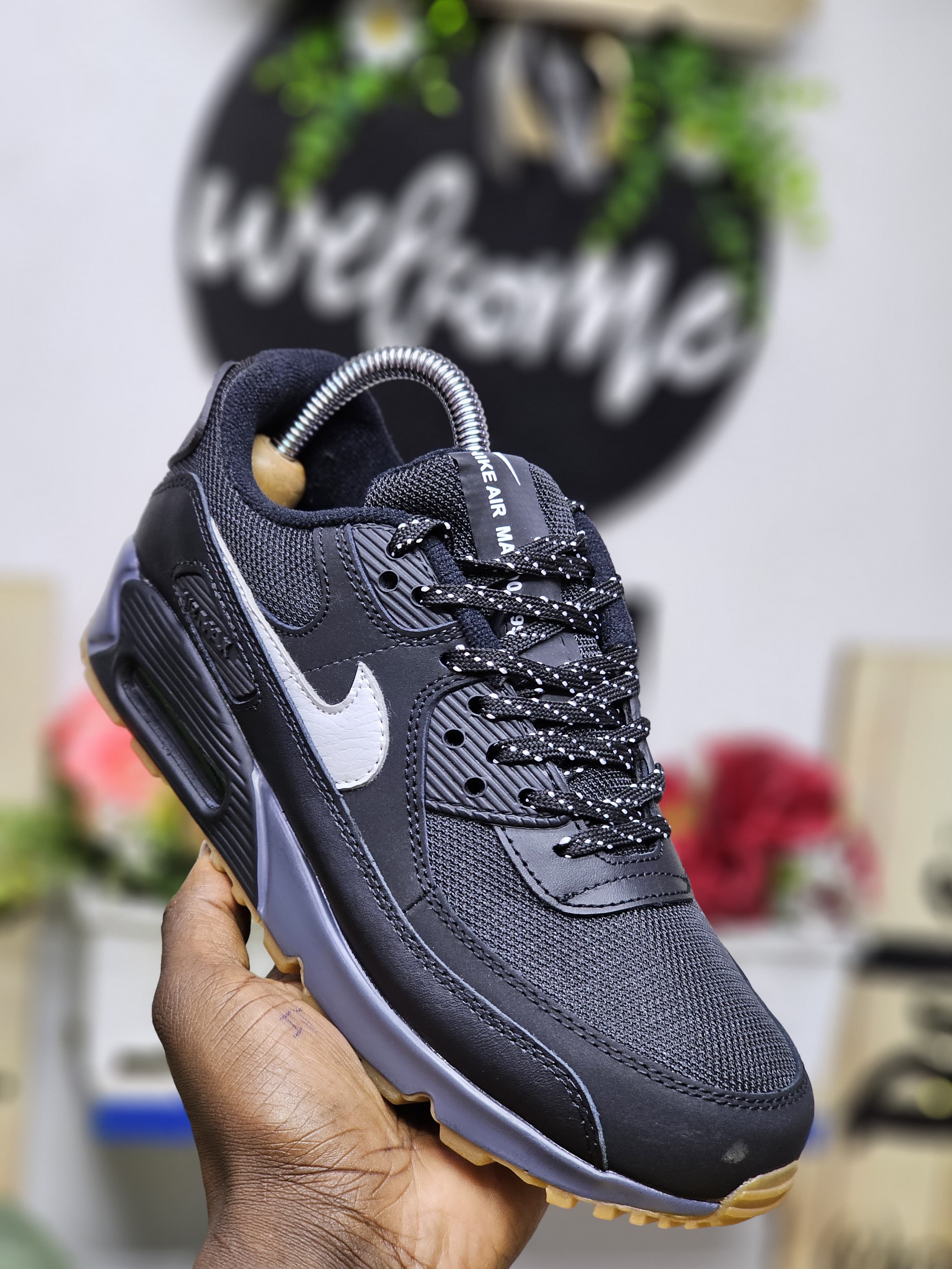 New Arrival Air Max 90 Men’s Sneakers Iconic Style, All Day Comfort & Stree Ready Performance