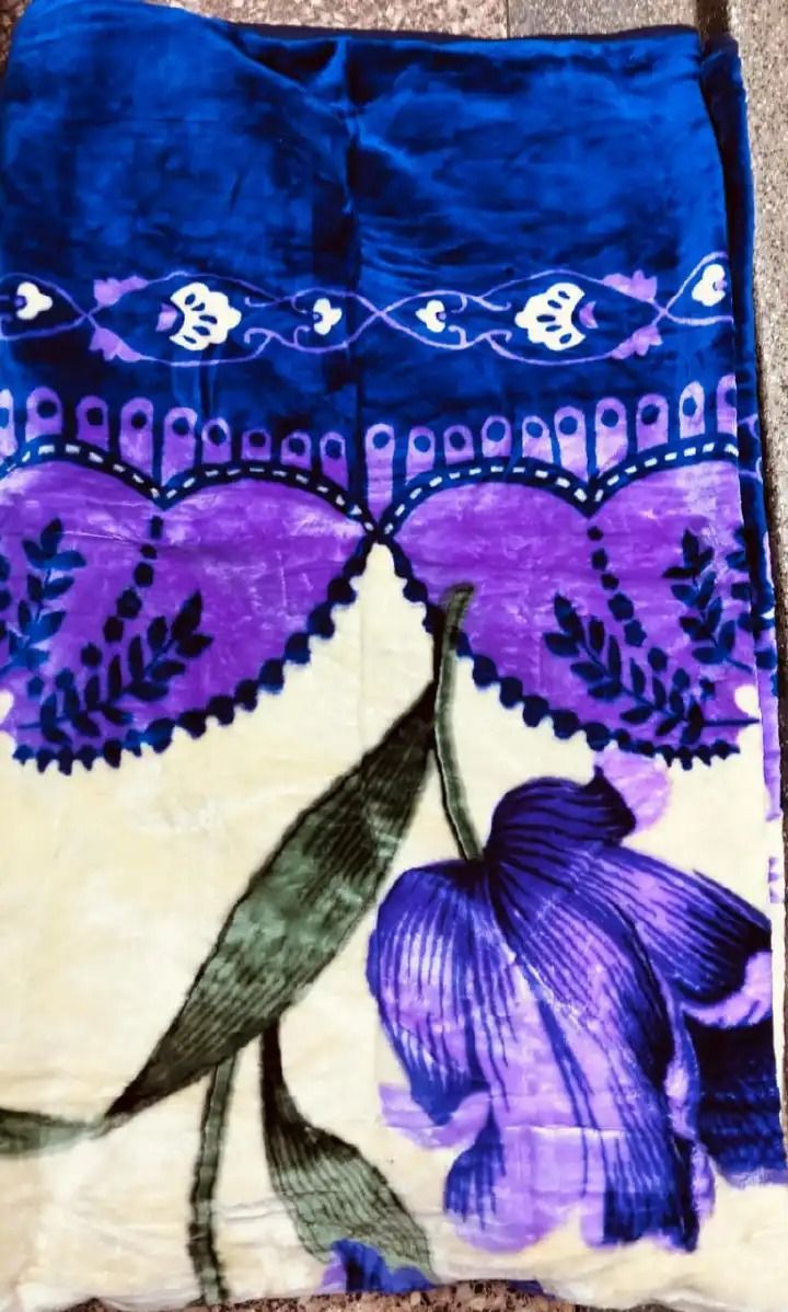 5 By 6 Woolen Warm Velvet Soft Blanket Single Ply Bed Cover Heavy Comfortable Soft Elegant Cozy Bedding for Home