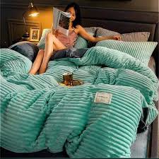 Generic 6x6 Warm Soft Velvet Woolen Duvet Set – Luxurious Bedding Set with Plush Velvet Blanket, Cozy Duvet, Soft Bedsheet, Matching Pillowcases, Hypoallergenic, Durable, Elegant Bedroom Essential