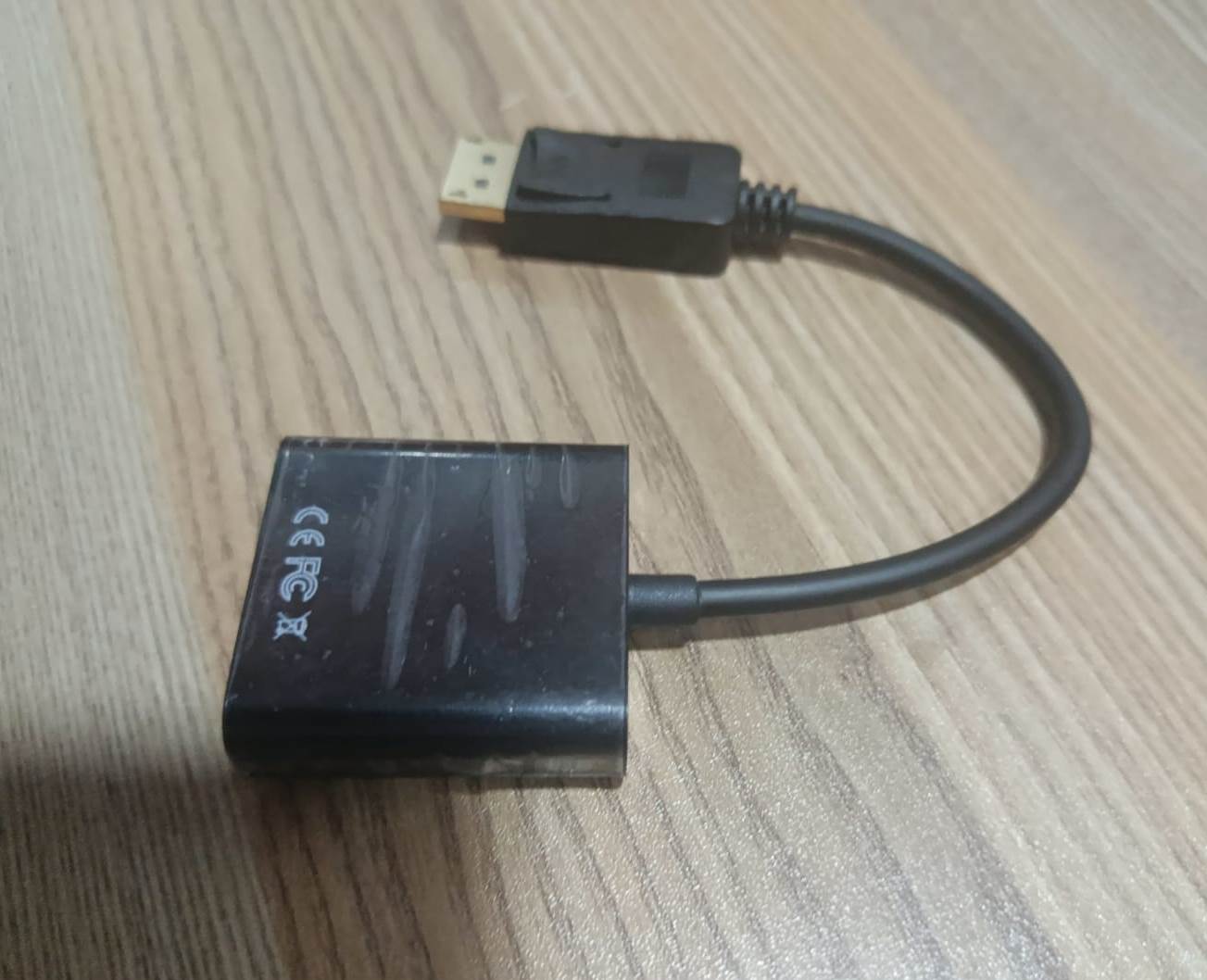 Display Port to VGA Adapter